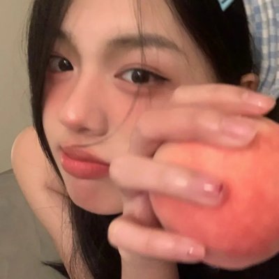 照片的她